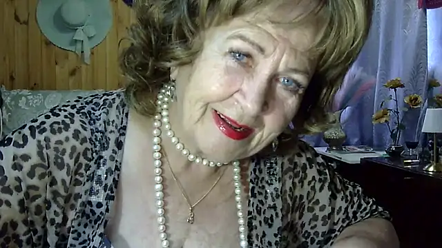 Emma52610 webcam