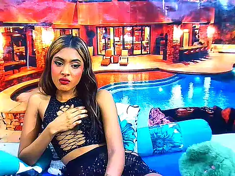 IndianPretty14u2Luv webcam