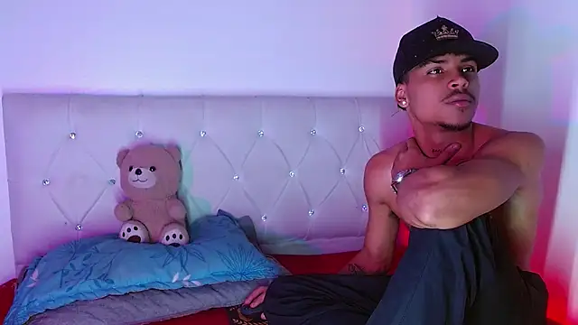 Angel_foxc13 webcam