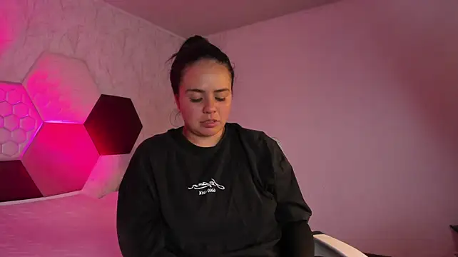 ArielleWilde webcam
