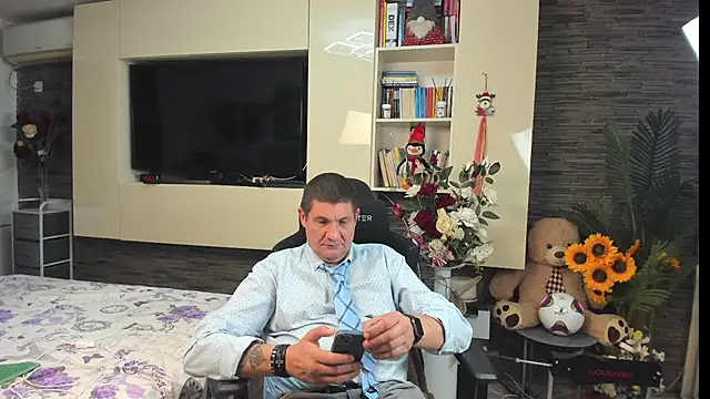 SpartacusDaddy48 webcam