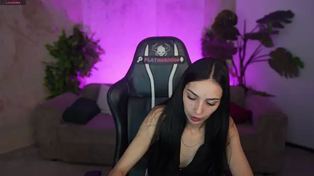 Mila_Rose054 webcam