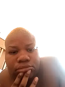 Lady2503 webcam