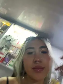 ManuelaVeeleez webcam