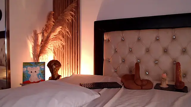 Sia_Foxx01 webcam