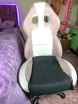 _KittyQueen12 webcam