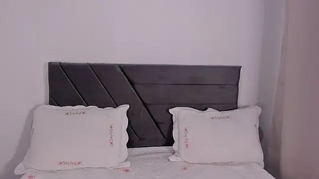 jazlinn4 webcam