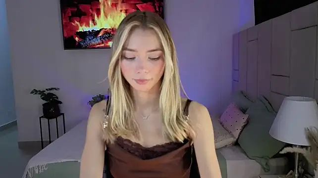 AmelieAxie webcam