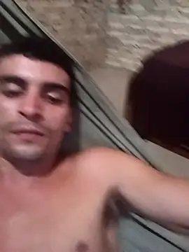 lucaspauzudo live sex cam