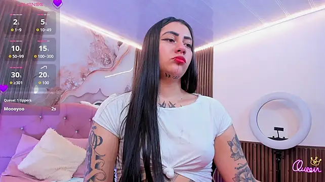 Kiara_tay 🤼 live webcam