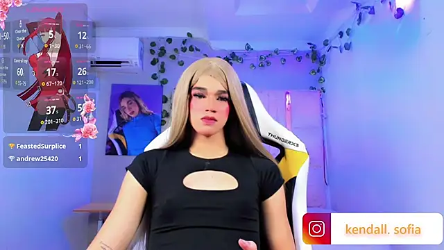 Sophiaa_doll_ webcam