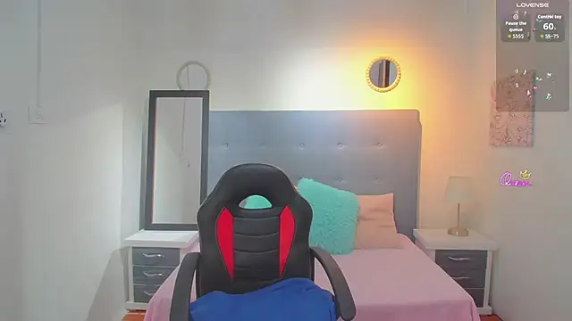 Mitsuri_Smith webcam