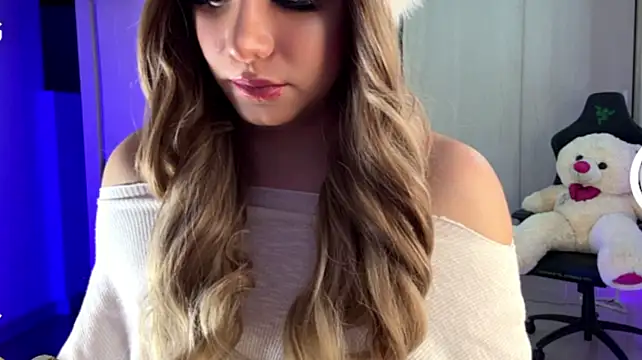 Isa_Pallmer webcam