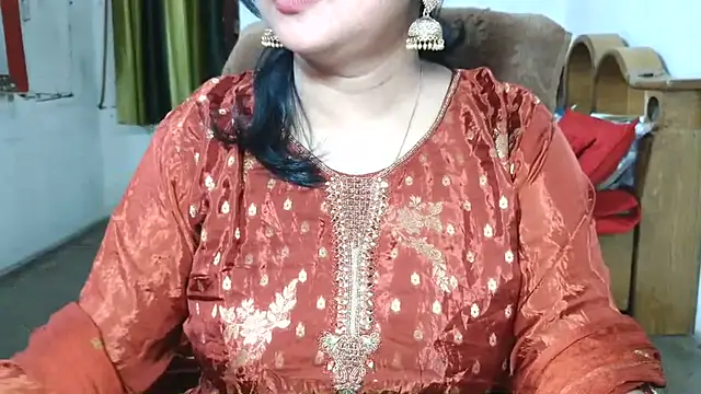 Cute_Mahi22 webcam
