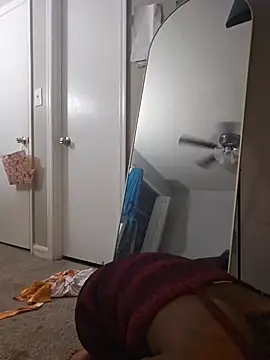 oliviaprettypussy webcam