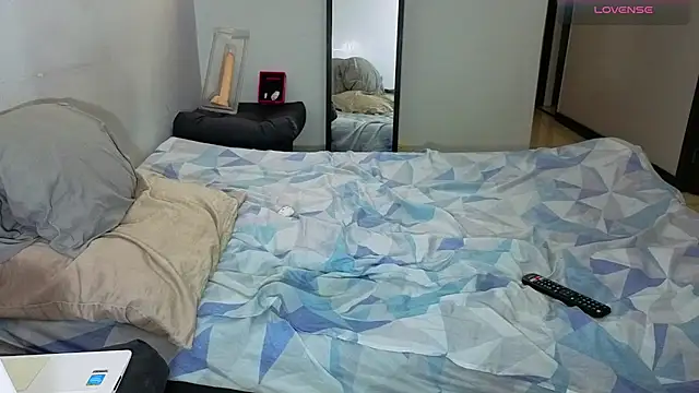 Matiashorney webcam