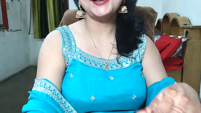 Cute_Mahi22 webcam