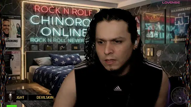 chino_roz webcam