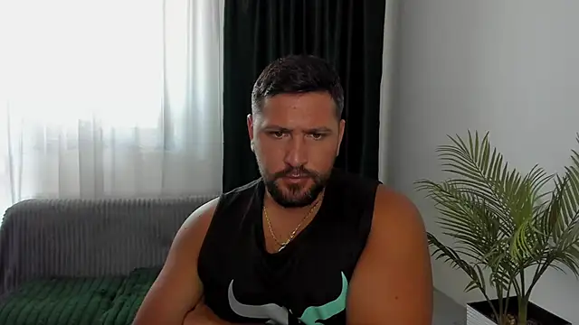 Gold_Alpha_Boy webcam