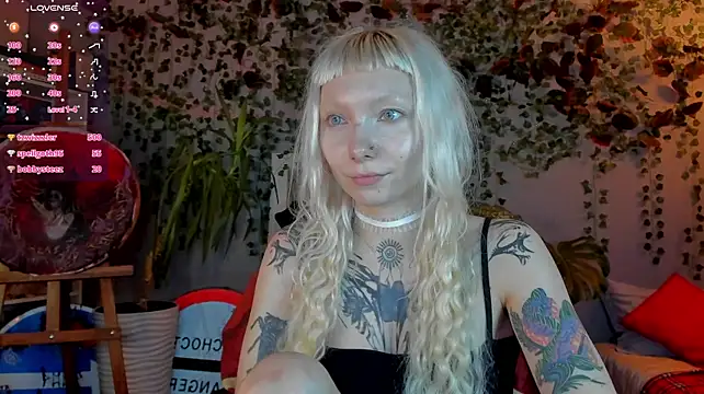 tattoo_art_baby webcam