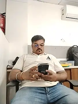 Desi_Gujju_Boy webcam