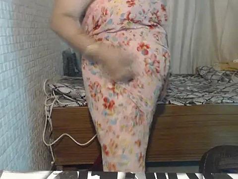 Oh_Maya webcam