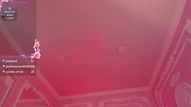 Kat_VonDe live cam on StripChat