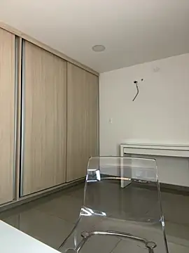 Curlyierr live sex cam