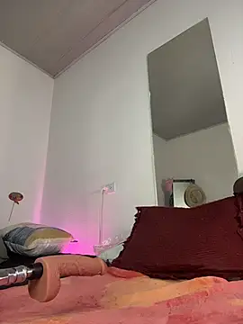 SheraHadee webcam