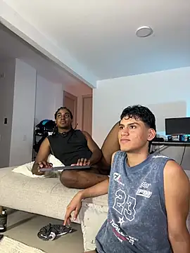 Mark_Nico webcam