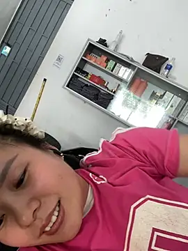 Ivy_Trix2 webcam