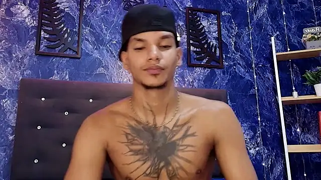 kai_storm77 webcam