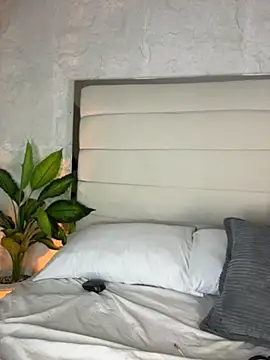 Aprilrose_ webcam