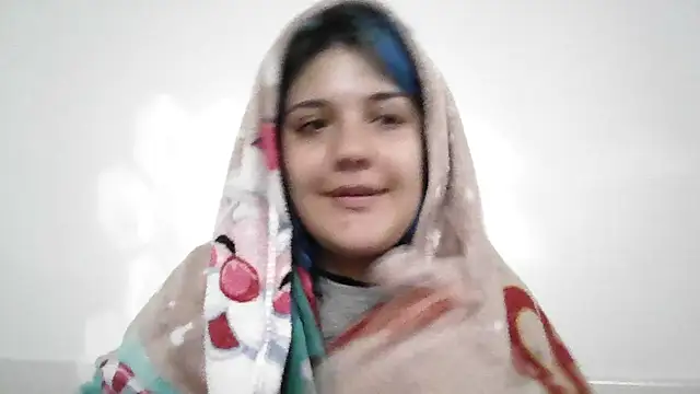 Blu3berry_b4by69 live cam on StripChat
