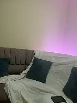 Taylor_DiamondBoy webcam