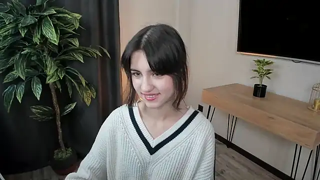 LaveraSitko live cam on StripChat