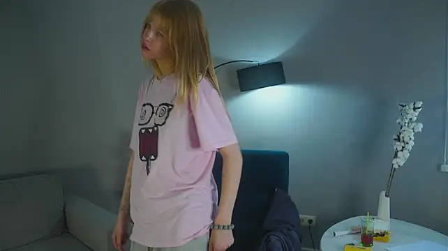 AthenaElsayedl webcam