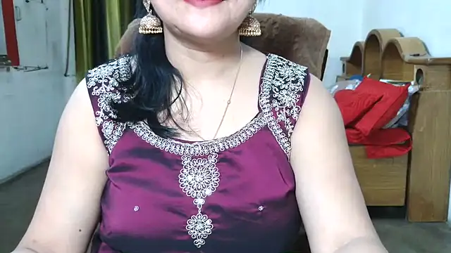 Cute_Mahi22 webcam