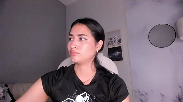 lara_madisson webcam