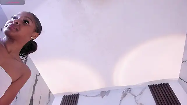 averline_sterling webcam