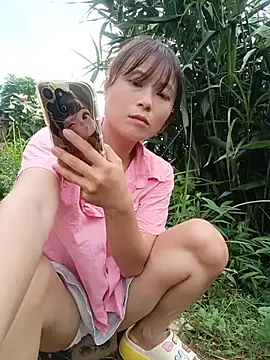 Linda-yiyi webcam