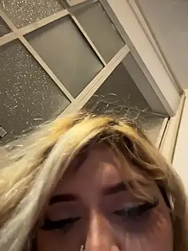 lya_nekko_ webcam