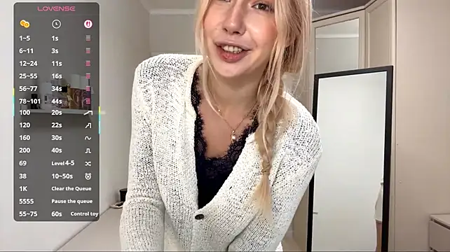 PlatinumLuxe webcam