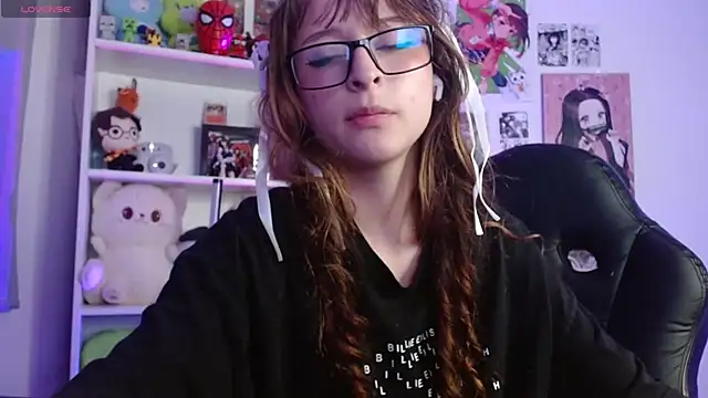 CelesteAyase webcam