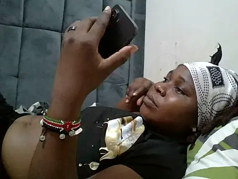 yummyychocolate_ webcam