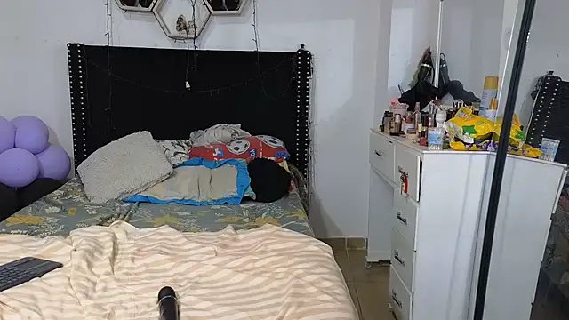 charlotte_077 webcam