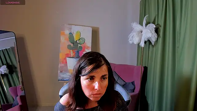 MartaEdams webcam