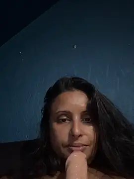 Angelaarayexx webcam