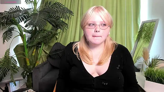Stella_Brayn webcam