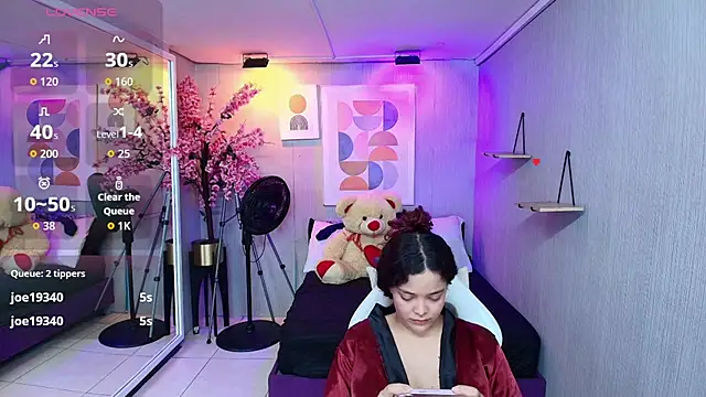 Maggy_t18 webcam